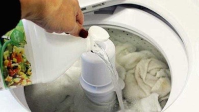 Aprenda deixar as toalhas mais absorventes com o truque do vinagre