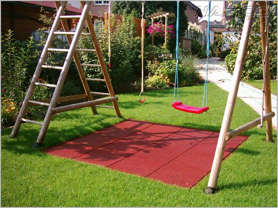 With minimal effort you can install a safe surfacing under a garden swing. Safety tiles are easily assembled on every subfloor, are ecological and long-lasting. Say goodbye to the beaten ground under a swing in your backyard.