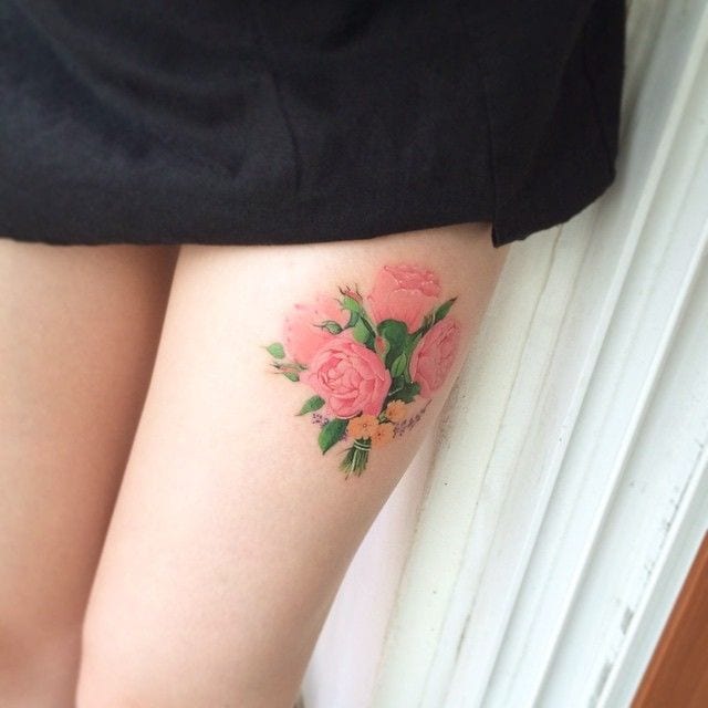 100 tatuagem de flores para você se inspirar a fazer