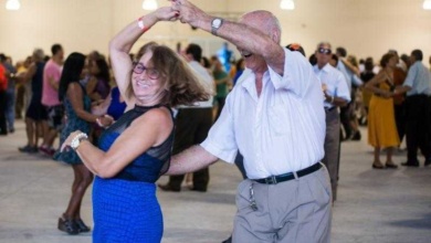 Dançar atrasa envelhecimento. Conheça 6 benefícios da dança segundo a ciência d
