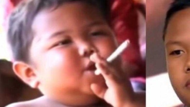 Lembra do bebê fumante? 13 anos depois, ele está irreconhecível