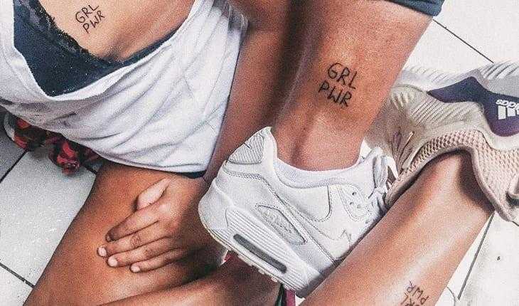 21 ideias de tatuagens delicadas para fazer com a sua melhor amiga